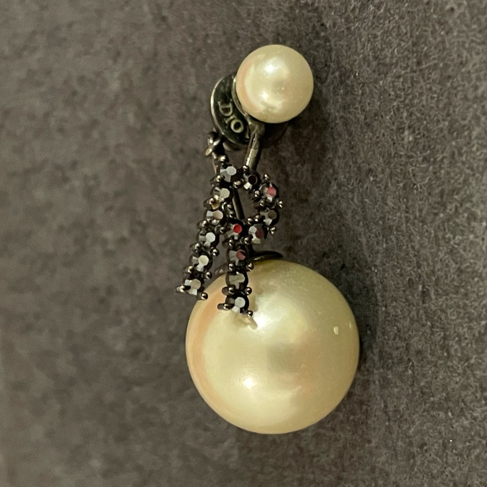 Authentic Elegant Pearl and Black Crystal Earrings